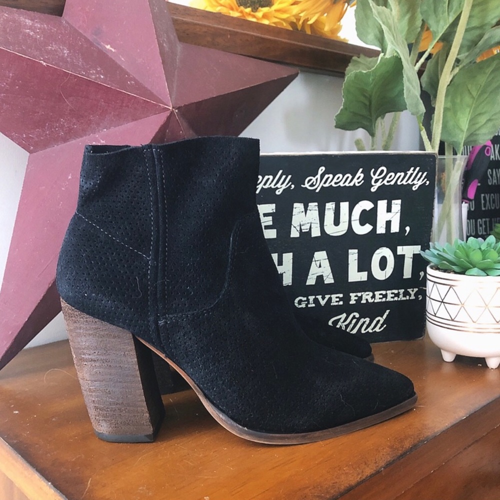 Cava Booties - Picture 4 of 6